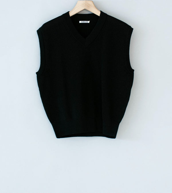 Auralee 'Flat Yarn Rib Knit Vest' (Black)