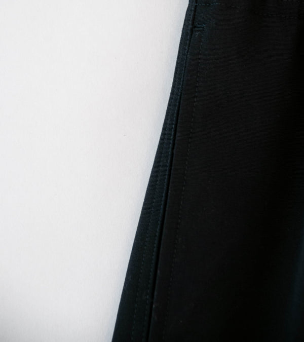 Auralee 'Wool Max Canvas Shorts' (Black)