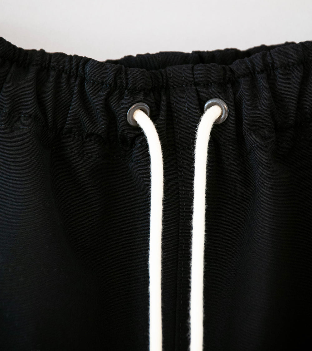 Auralee 'Wool Max Canvas Shorts' (Black)