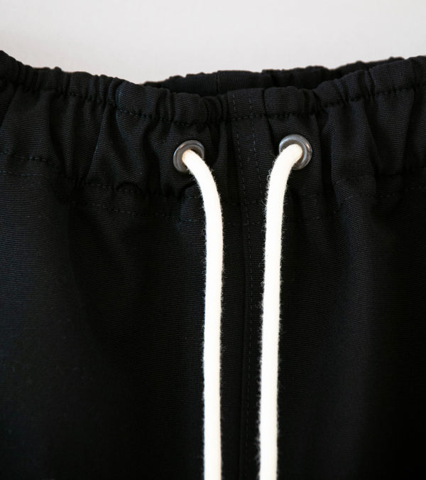 Auralee 'Wool Max Canvas Shorts' (Black)