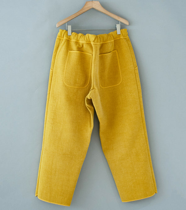 MAN-TLE 'R19 06 Easy Pants' (Chija Nubi)