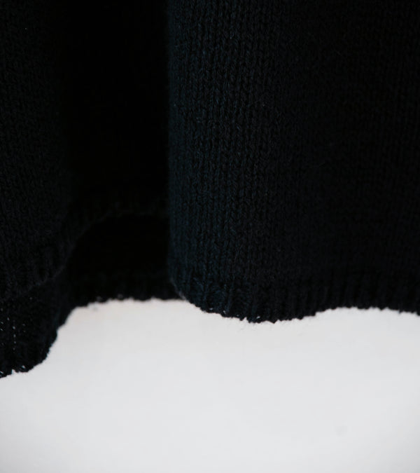 Auralee 'Summer Cashmere Knit P/O' (Black)