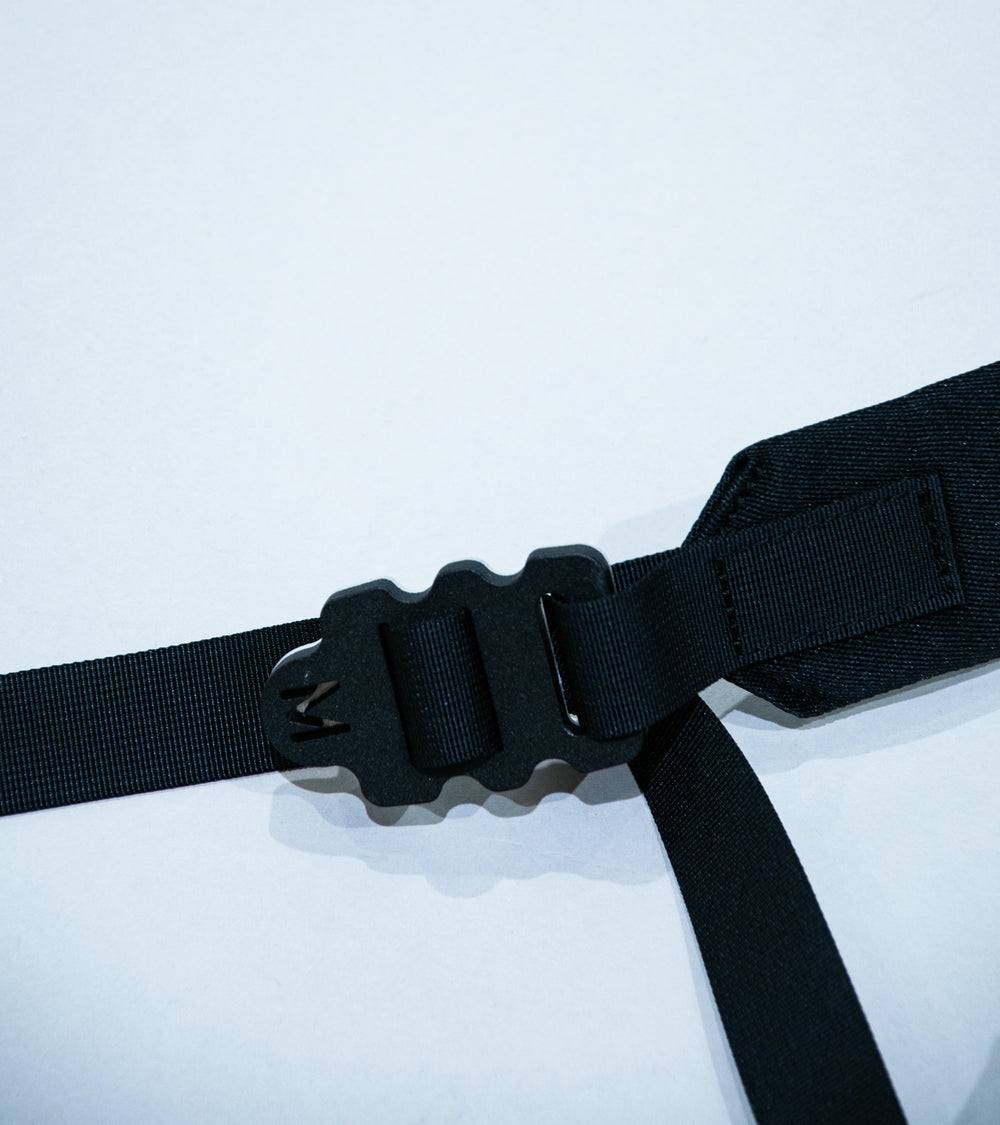 MAN-TLE 'R19 G4 Mini Messenger' (White Nylon)