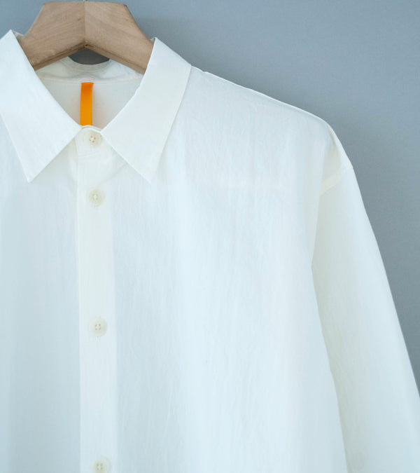 MAN-TLE 'R0 S8 Weather Shirt' (White 160 Crunch)