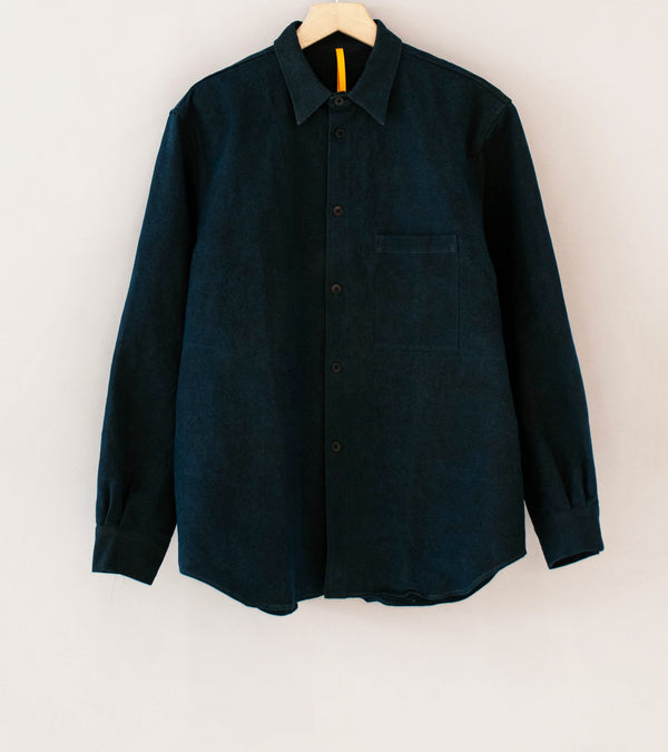 MAN-TLE 'R20 S8 Weather Shirt Pocket' (Sumi Indigo Double Cloth)