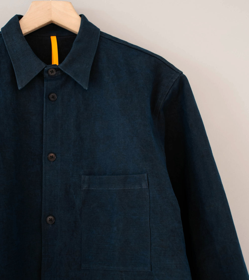 MAN-TLE 'R20 S8 Weather Shirt Pocket' (Sumi Indigo Double Cloth)