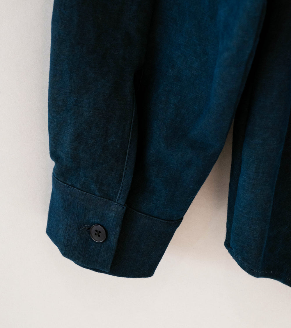 MAN-TLE 'R20 S8 Weather Shirt Pocket' (Sumi Indigo Double Cloth)
