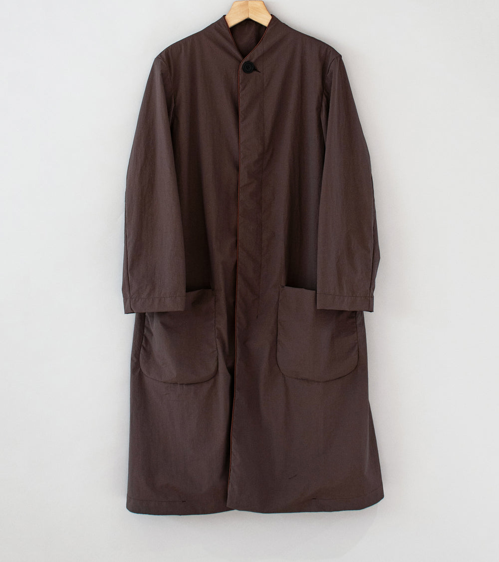 DERRICK 'Nylon Taffeta Metro Coat' (Dark Earth Nylon Taffeta)