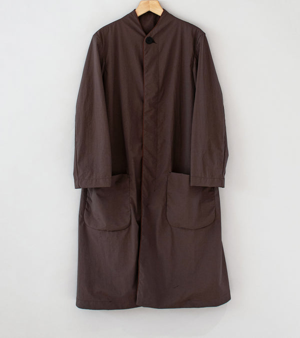 DERRICK 'Nylon Taffeta Metro Coat' (Dark Earth Nylon Taffeta)
