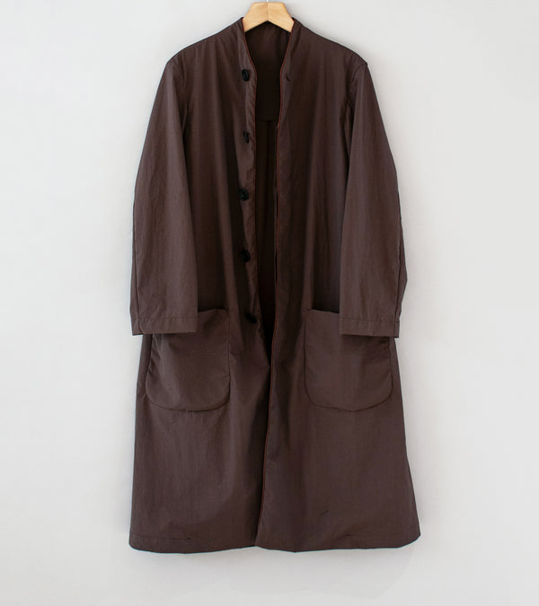 DERRICK 'Nylon Taffeta Metro Coat' (Dark Earth Nylon Taffeta)