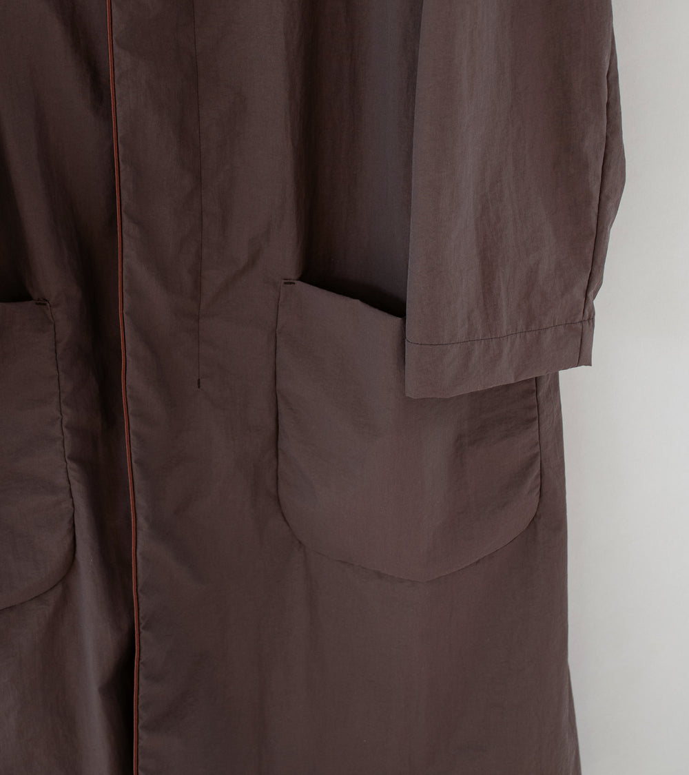 DERRICK 'Nylon Taffeta Metro Coat' (Dark Earth Nylon Taffeta)