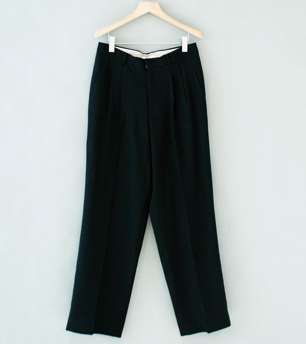 Seya 'Travel Pants' (Black Old Gabardine)