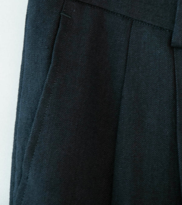 Seya 'Travel Pants' (Black Old Gabardine)