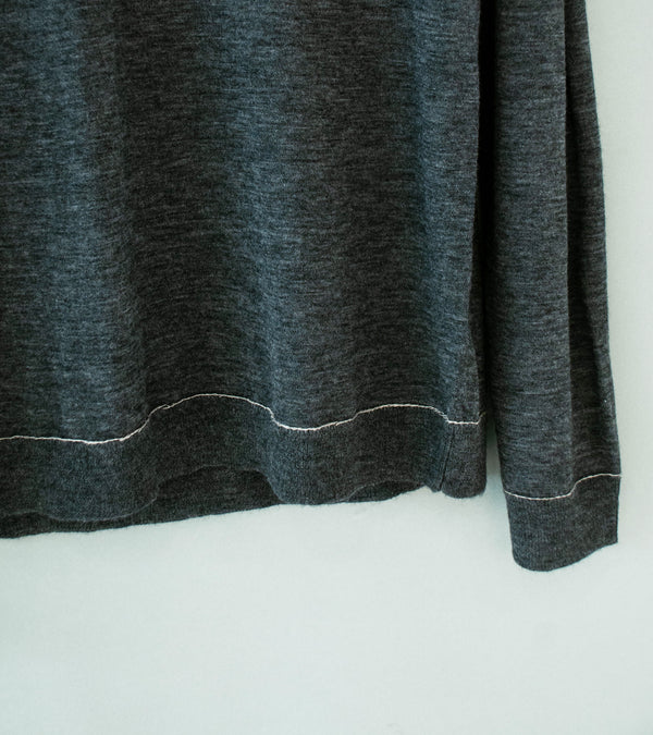 Seya 'Stitched V Neck' (Natural Grey Breeze Yak)