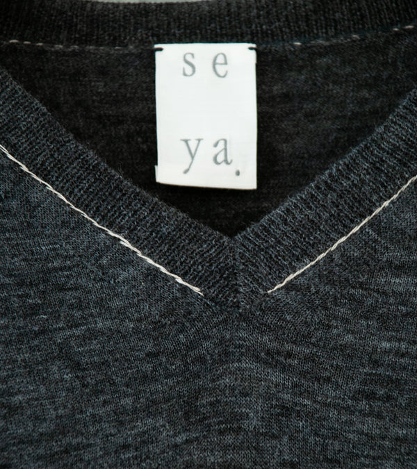 Seya 'Stitched V Neck' (Natural Grey Breeze Yak)