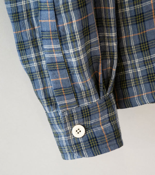 Conkers 'Relaxed Farmer Shirt' (Sloe Irish Linen)