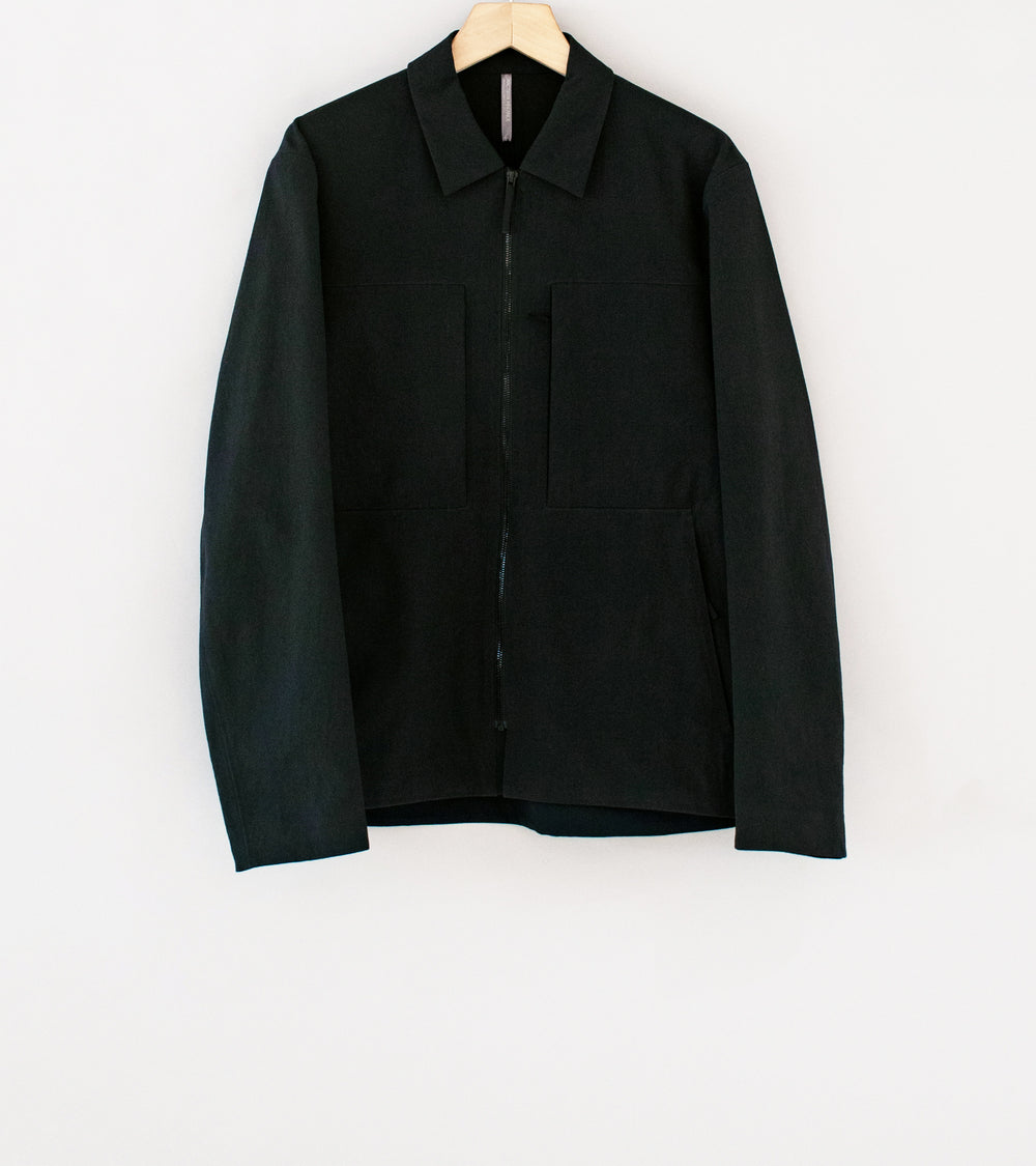 Veilance 'Mionn Softshell Overshirt' (Black)