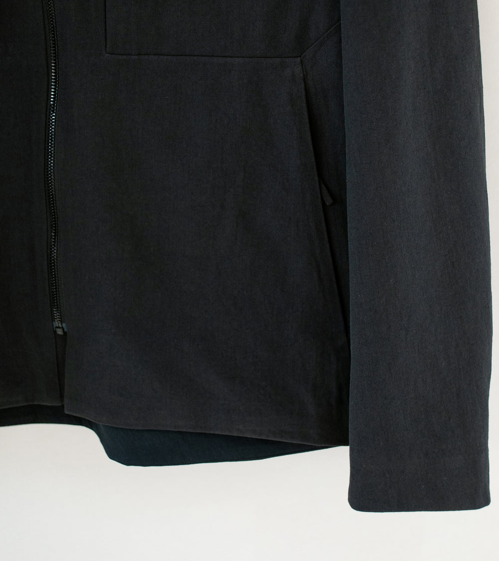 Veilance 'Mionn Softshell Overshirt' (Black)