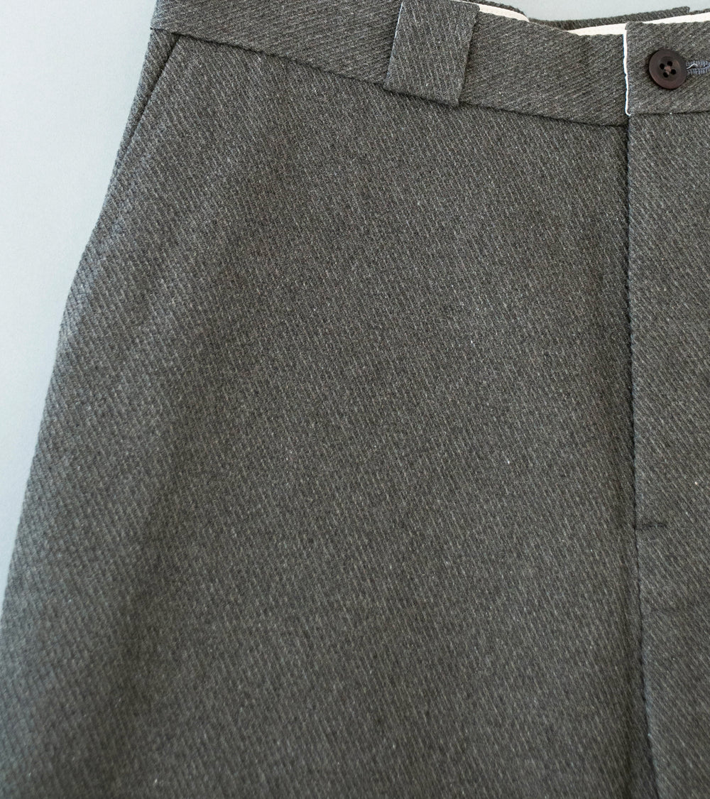 Evan Kinori 'Flat Front Pant' (Olive Heather Top Dyed Cotton Kersey)