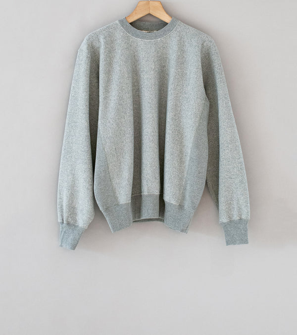 Auralee 'Smooth Soft BD Sweat P/O' (Top Gray)