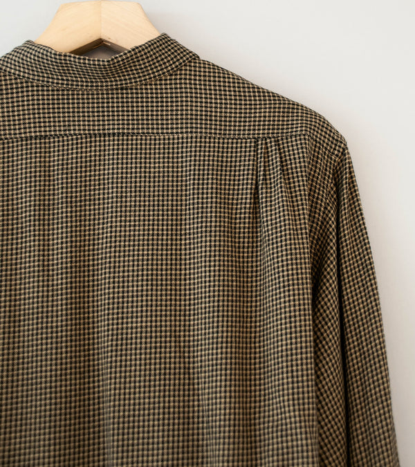 Niceness 'S.COIL Super 140's Open Collar Dress Shirt' (Khaki)