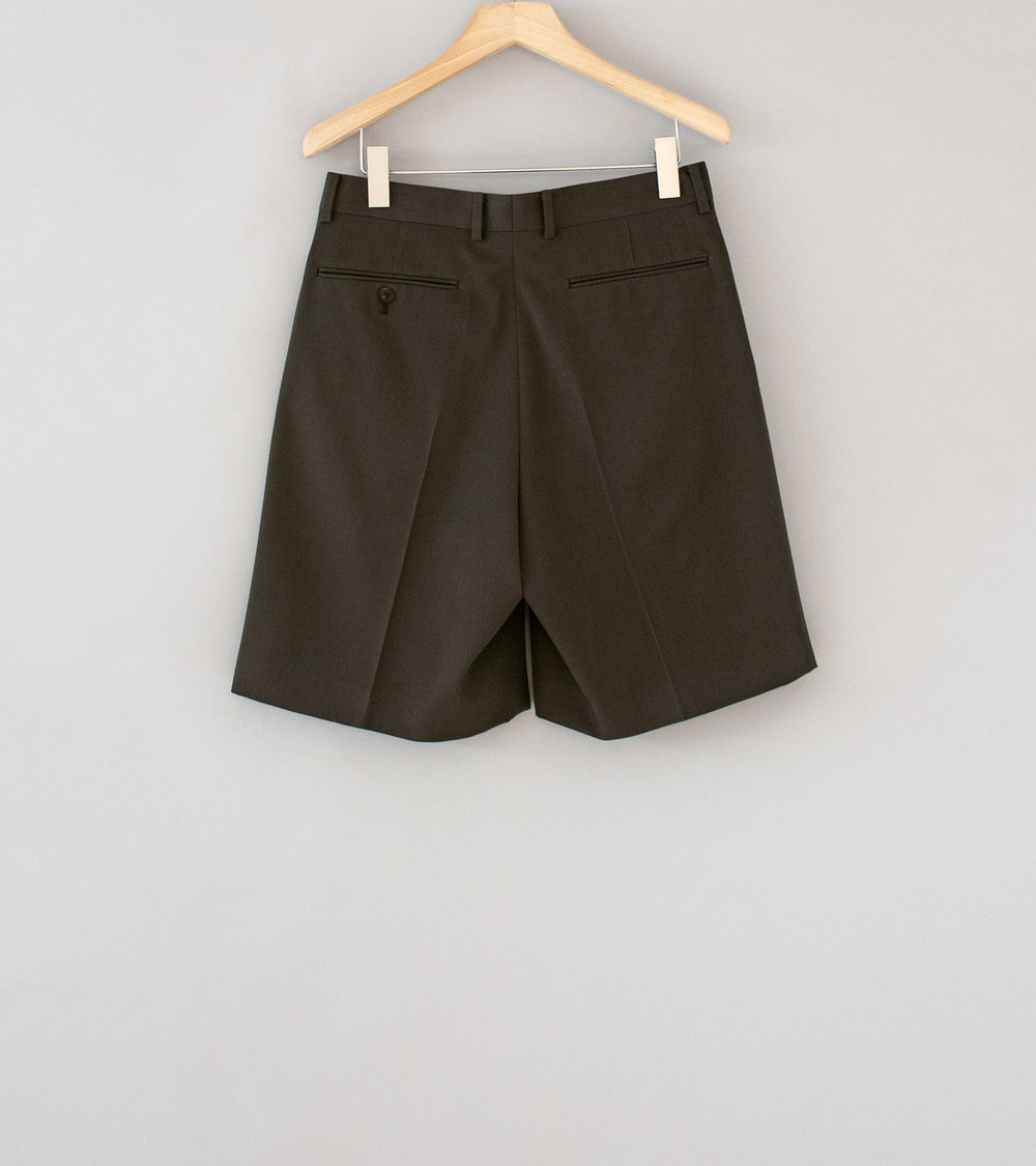 Auralee 'Light Wool Max Gabardine Shorts' (Dark Brown)