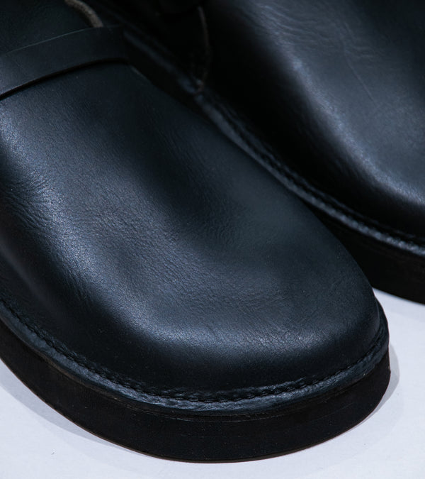 MAN-TLE 'R19 V1 Aurora Low' (Black Horween Leather)