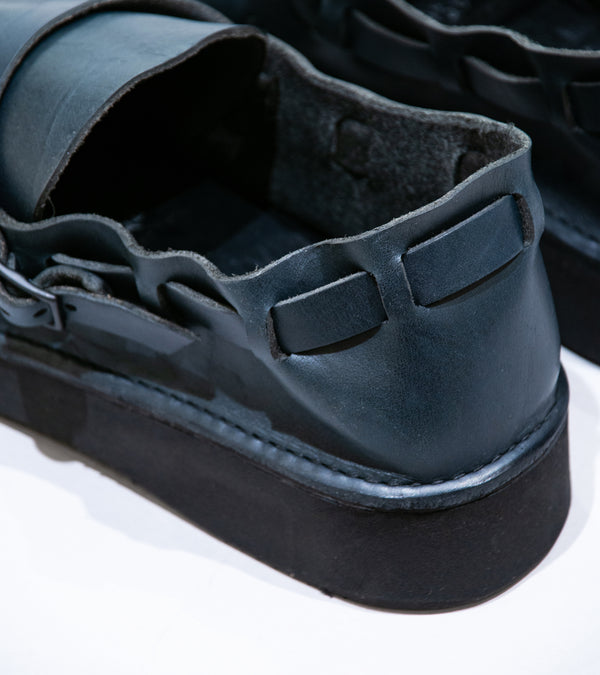 MAN-TLE 'R19 V1 Aurora Low' (Midnight Horween Leather)
