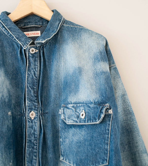 Niceness 'D.THORNHILL Distressed Denim Trucker Jacket' (Indigo)