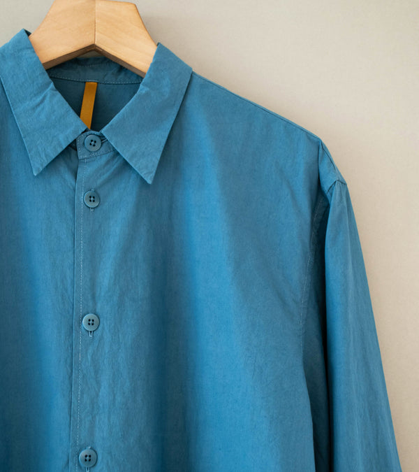 MAN-TLE 'R21 S8 Weather Shirt' (Vapour 160)