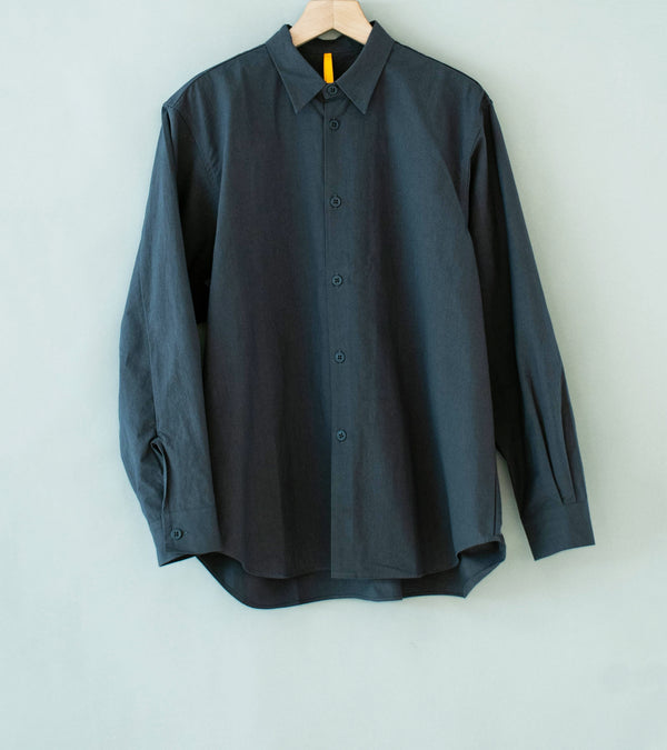 MAN-TLE 'R21 S8 Weather Shirt' (Coal Weather)