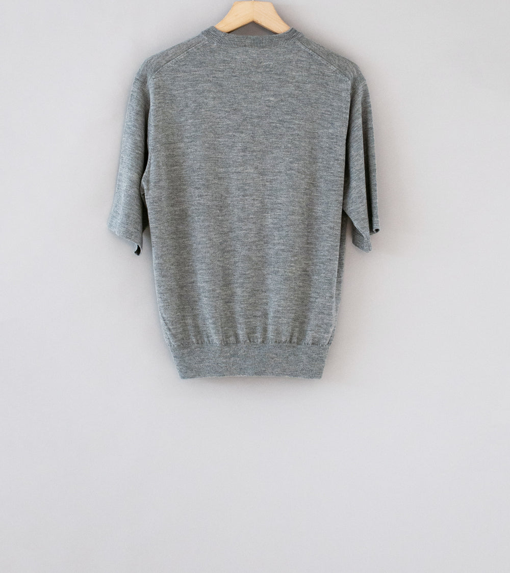 Auralee 'Hard Twist Cashmere Knit Tee' (Top Gray)