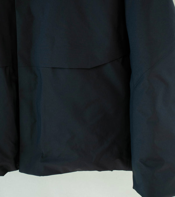 Veilance 'Sorin Down Jacket' (Black)