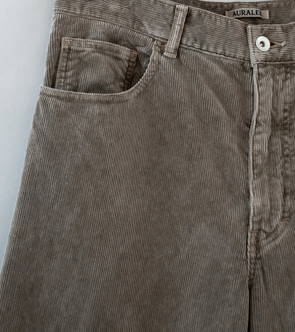 AURALEE PIGMENT DYED CORDUROY PANTS 4サイズ PIGMENT DYED FINX CORDUROY WIDE 5P PANTS - AURALEE Official