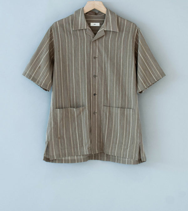 Gajiroc 'Cotton Linen Open Collar Shirt' (Brown)