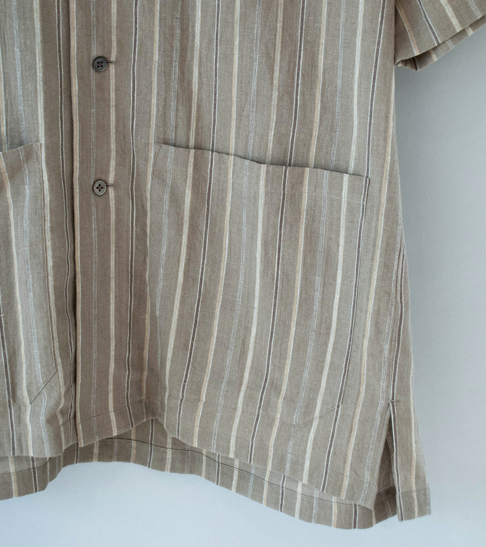 Gajiroc 'Cotton Linen Open Collar Shirt' (Brown)