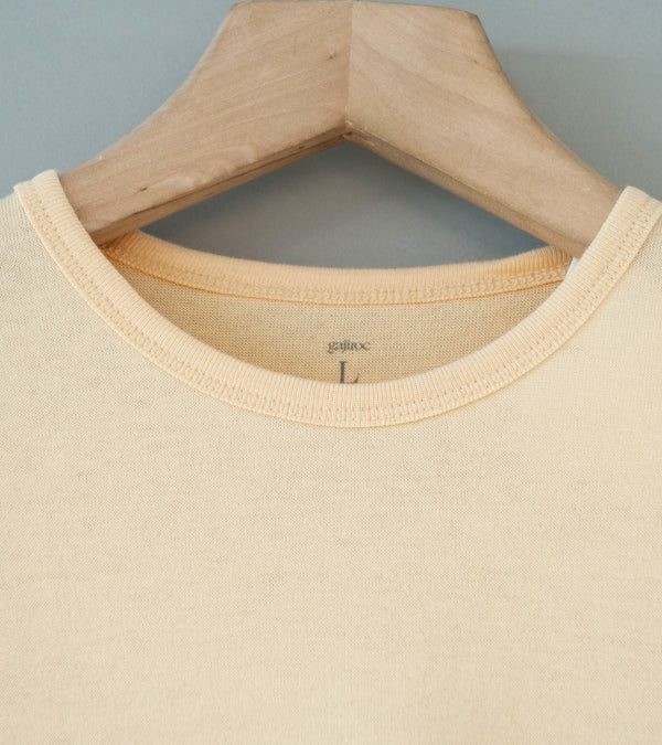 Gajiroc 'Cotton Cashmere T-Shirt' (Yellow)