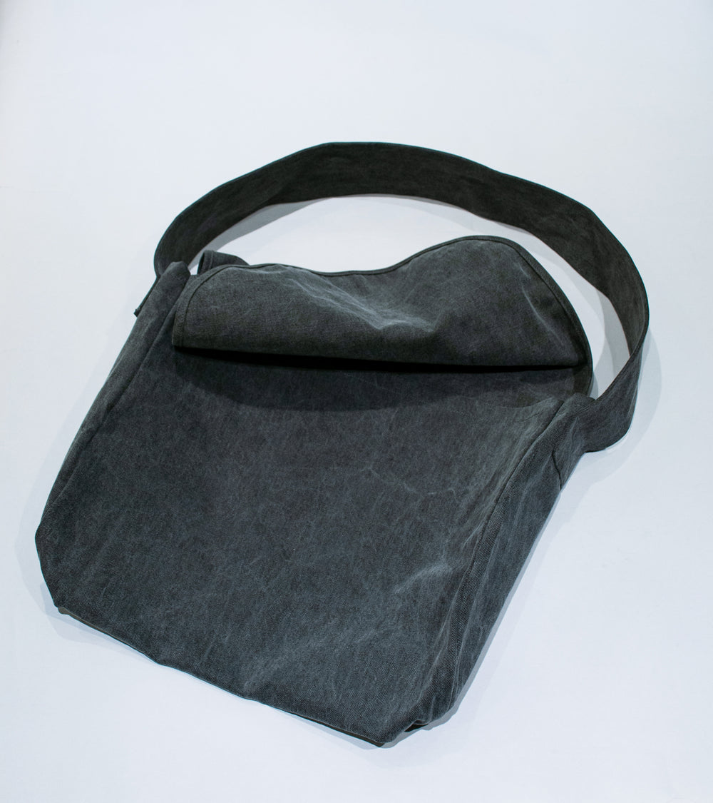 MAN-TLE 'R18 J9 Jebok Bag' (Sumi Organic Denim)