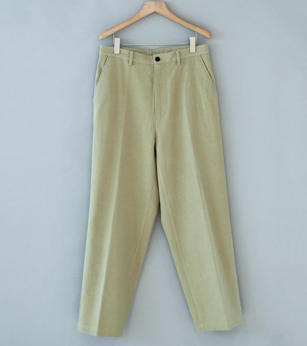 Gajiroc 'Cotton Silk Nep Twill Flat Front Pants' (Beige)