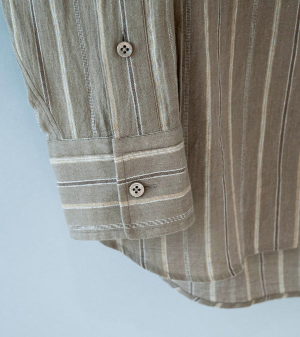 Gajiroc 'Cotton Linen Regular Collar Shirt' (Brown)