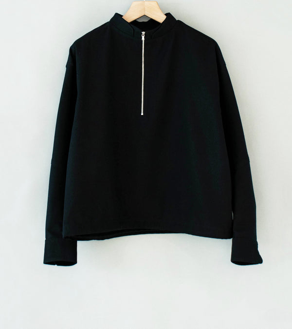 Greg Laboratory 'Adaptable Standard Pullover Shirt' (Black)