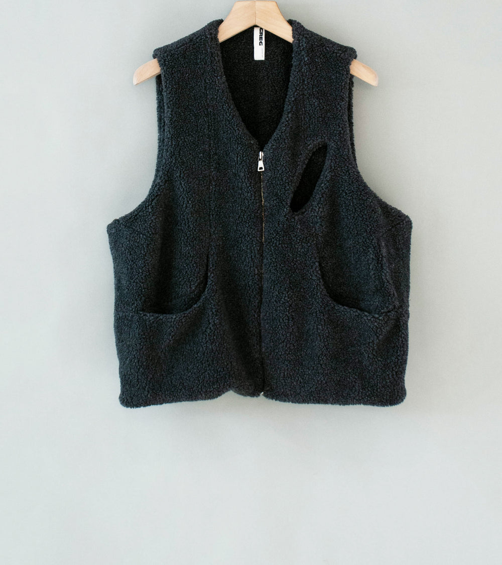 Greg Laboratory 'Experimental Technical Vest' (Gray)