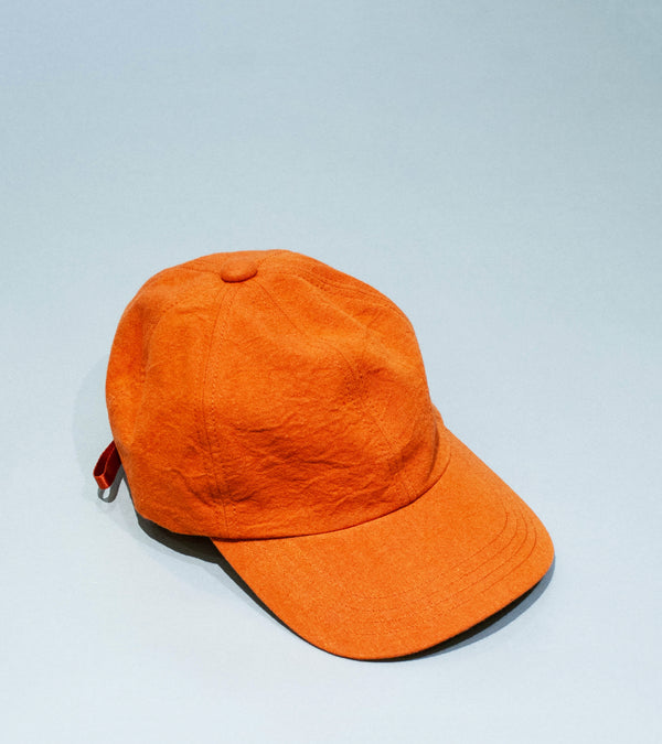 MAN-TLE 'R21 C1 Shallow Cap' (Rust Wool)