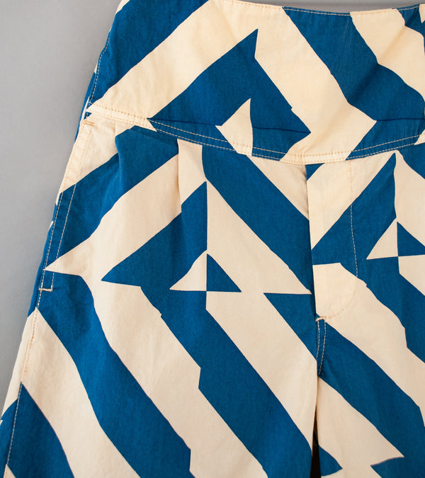 Offering 'Diamond Shorts' (Blue Ecru)