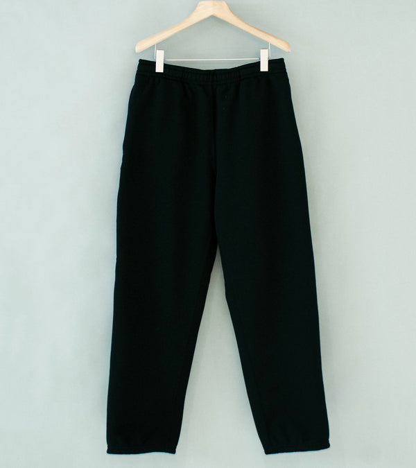 Cease 'C-Seam Sweatpant' (Black)