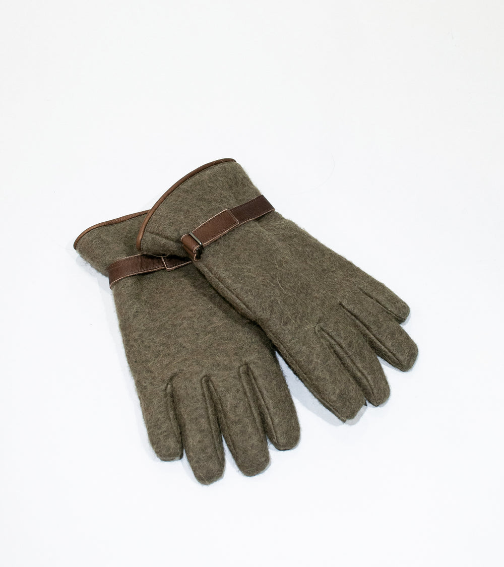 Auralee 'Brushed Alpaca Wool Melton Gloves' (Dark Olive)