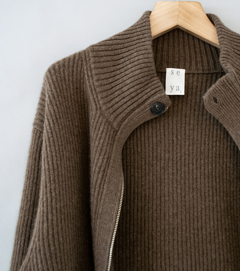 Seya 'Cloud Knit Blouson' (Undyed 7GG Double Yak)