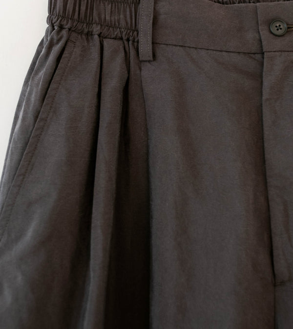 Stein 'Silk Nylon Easy Short Trousers' (Charcoal Brown)