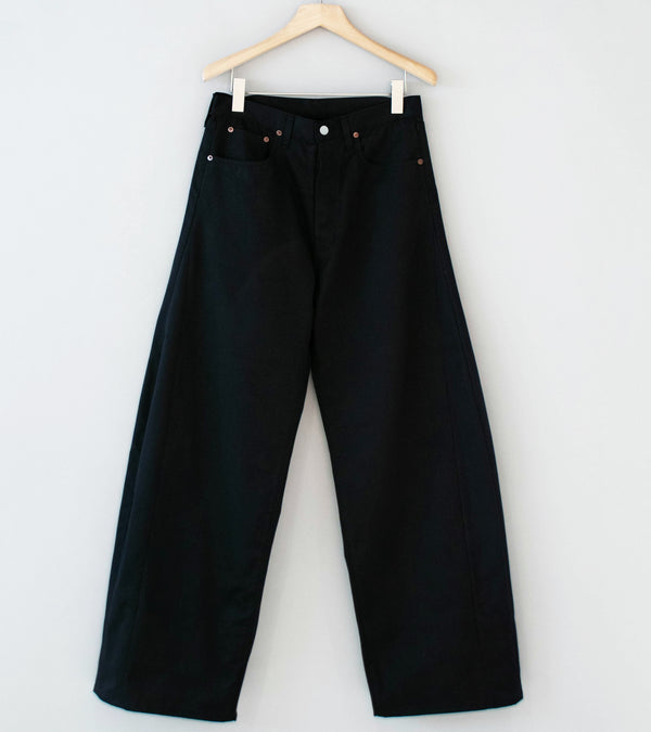 Stein 'Deformation Wide Cotton Pants' (Black)