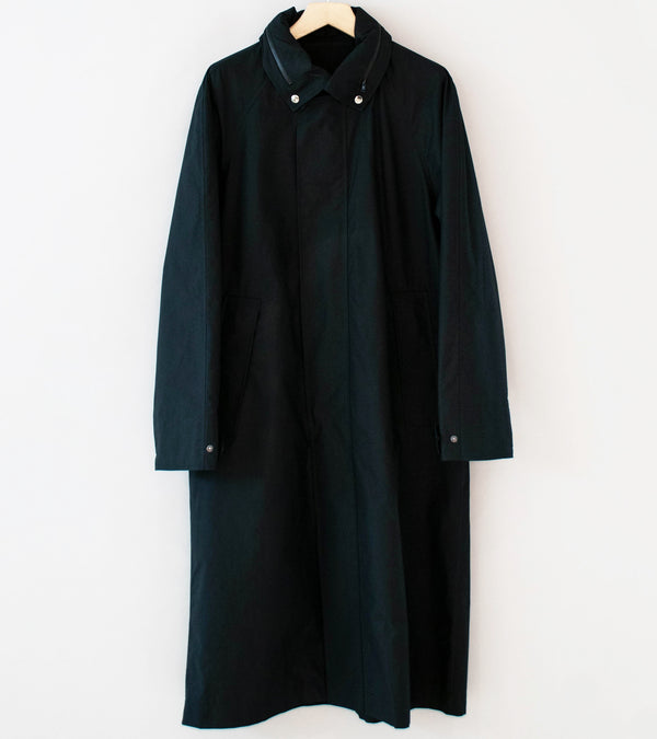 Margaret Howell 'Lightweight Mac' (Black Ventile Dry Cotton Poplin)